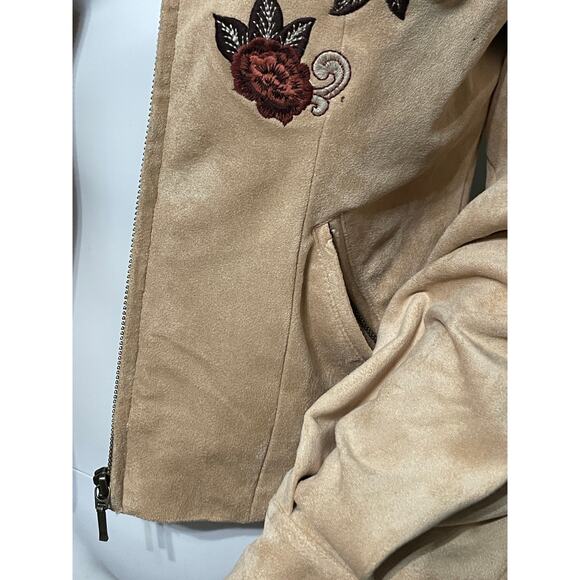 Shyanne Women's Floral Embroidered Faux Suede in Tan Jacket Size XS NEW - Picture 4 of 11